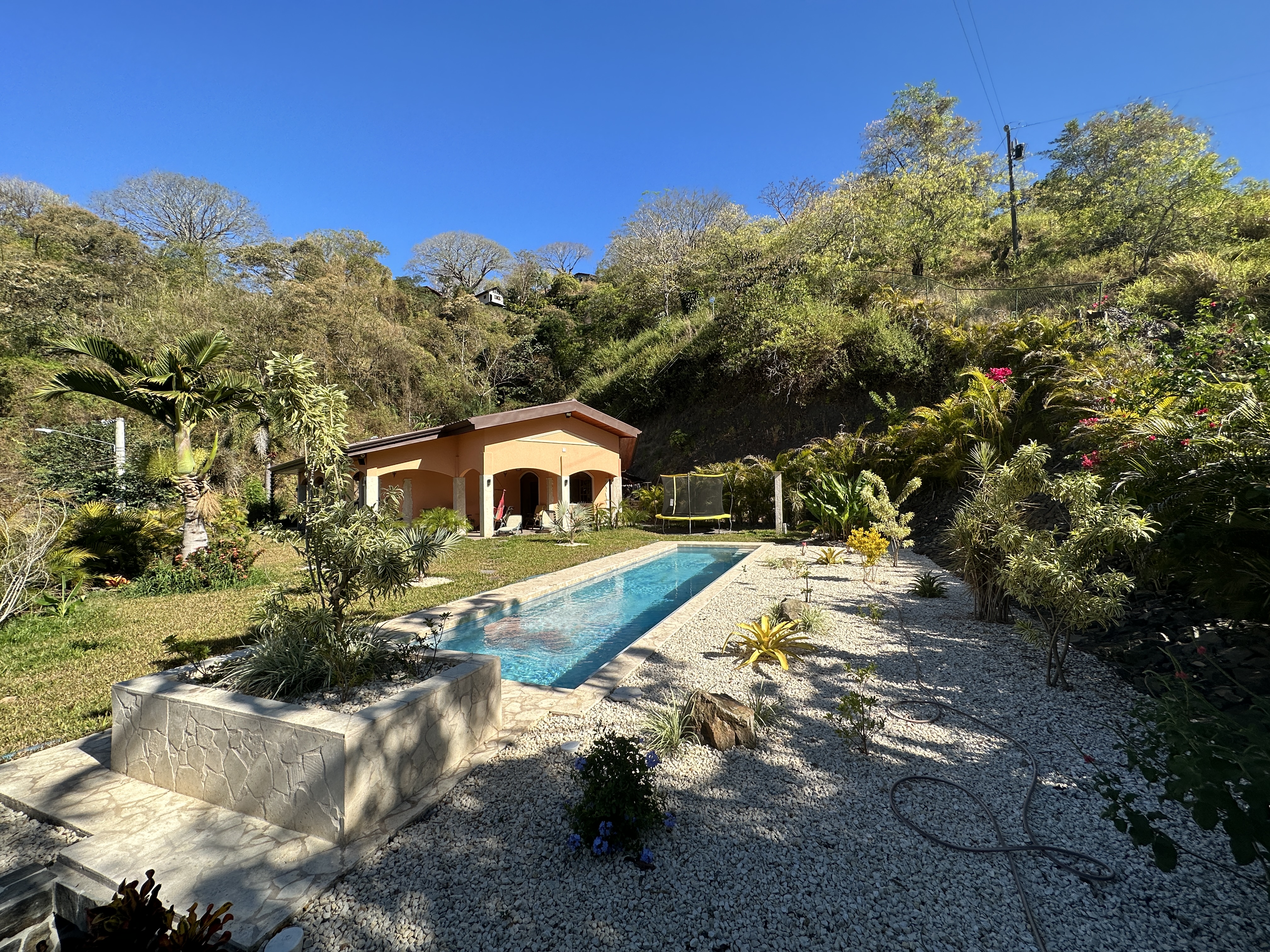 2 bed Single Family Homes For Sale in Atenas, Alajuela - thumb 12