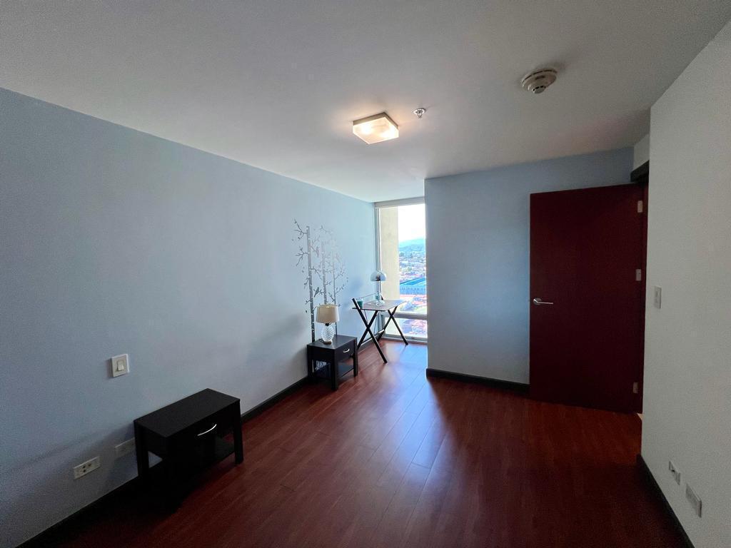2 bed Condo For Sale in La Sabana, San Jose - thumb 5
