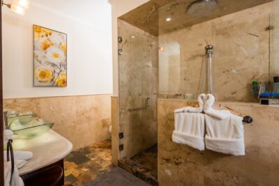 4 bed Condo For Sale in Playa Flamingo, Guanacaste - thumb 21