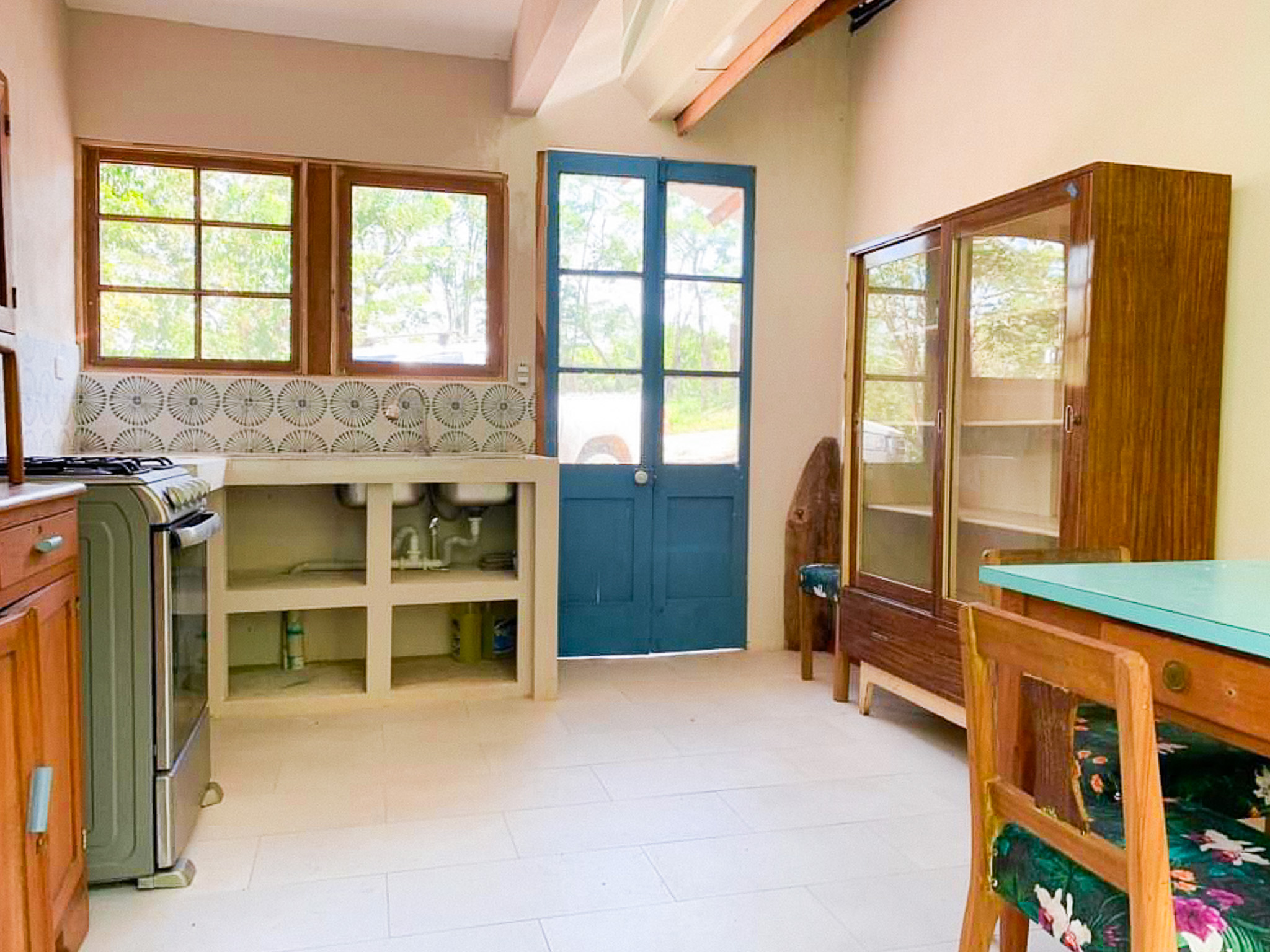 3 bed Single Family Homes For Sale in Delicias, Puntarenas - thumb 6