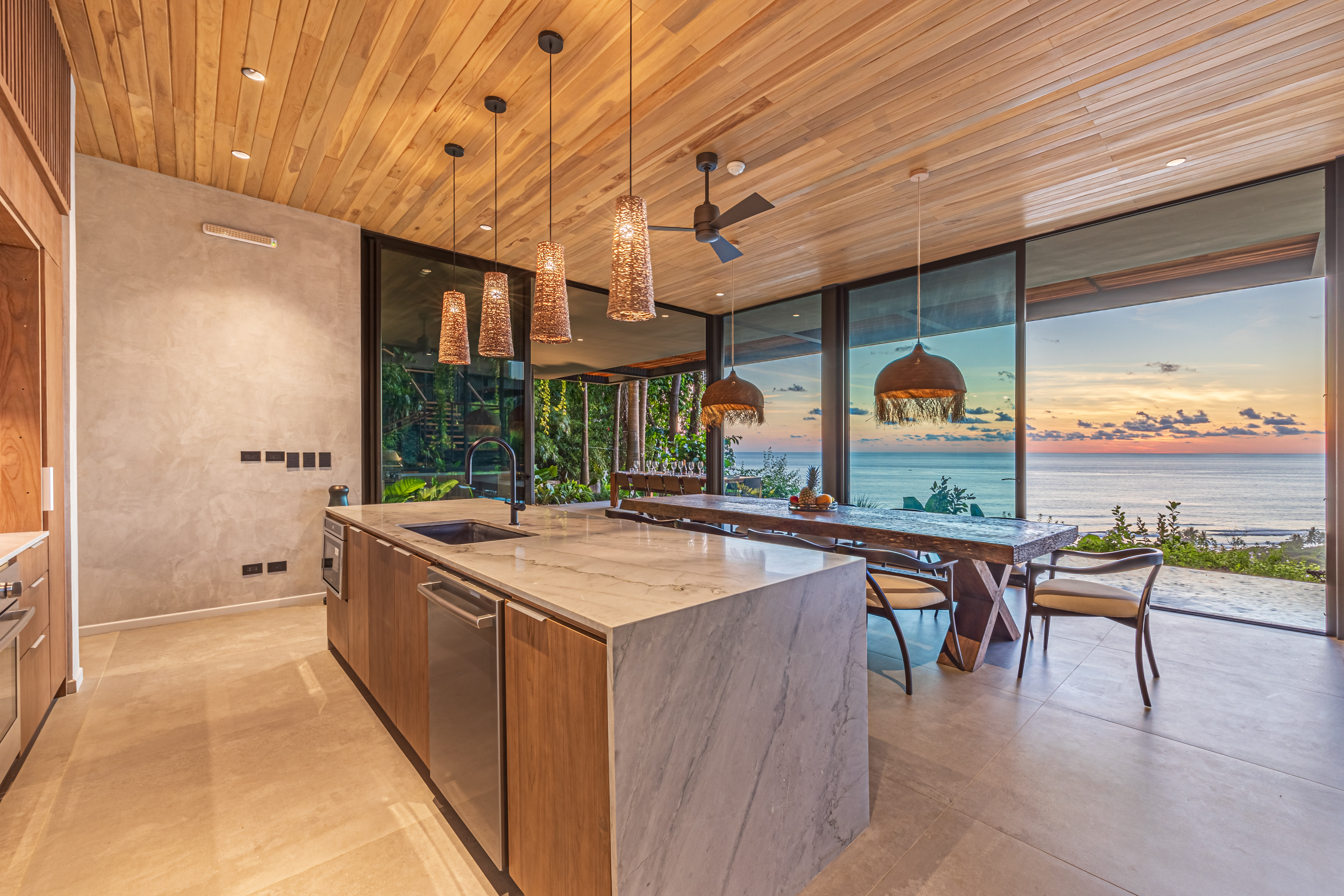 5 bed Single Family Homes For Sale in Dominical, Puntarenas - thumb 14