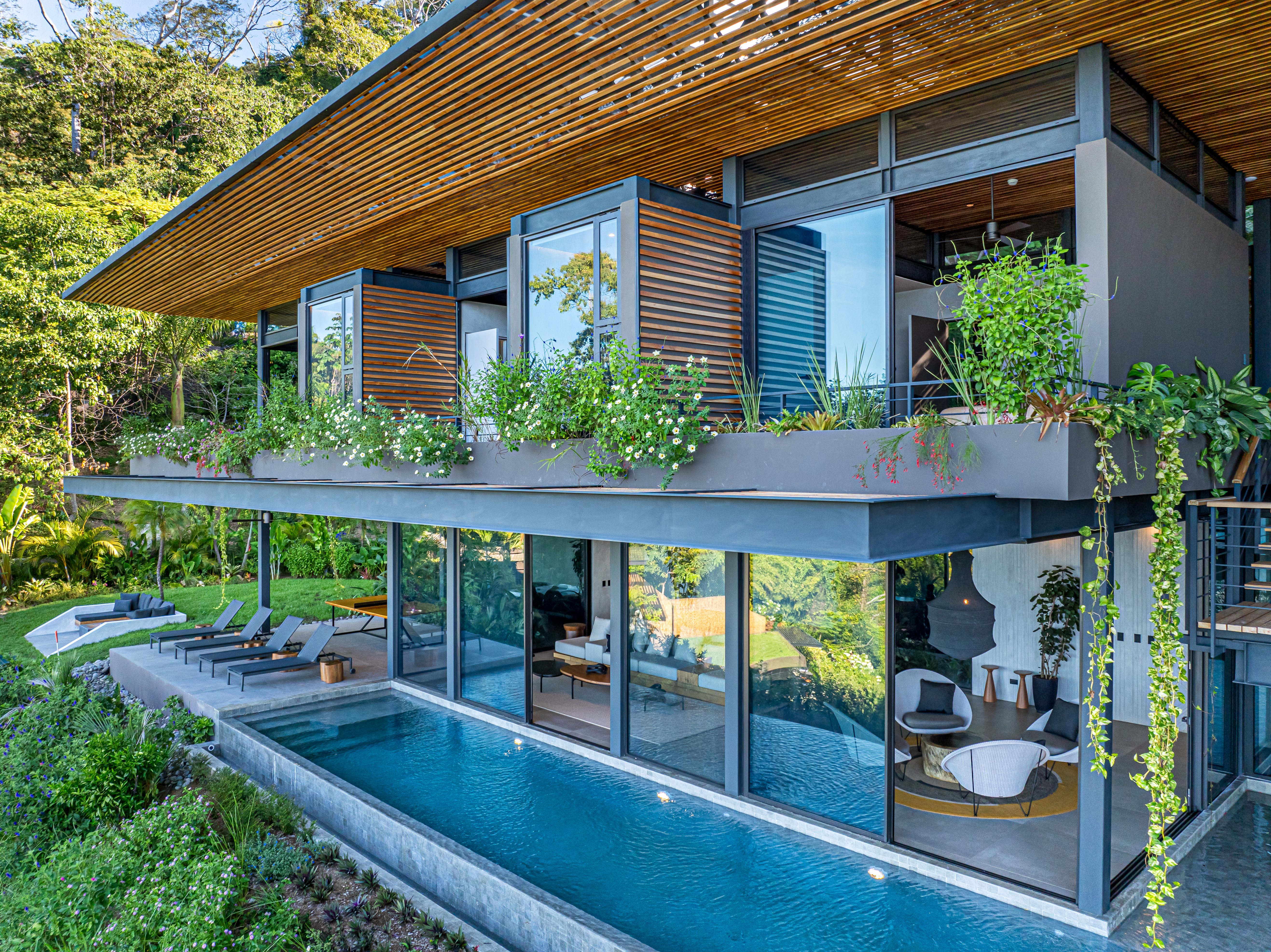 5 bed Single Family Homes For Sale in Dominical, Puntarenas - thumb 6