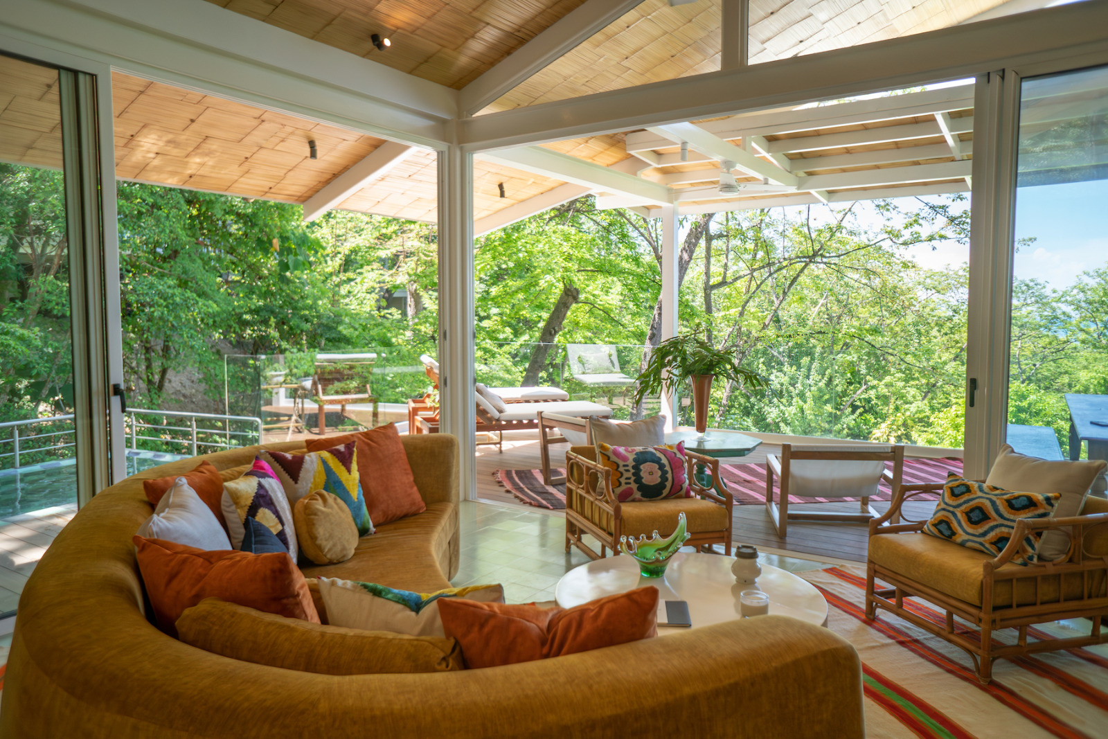 5 bed Single Family Homes For Sale in Santa Teresa, Puntarenas - thumb 17