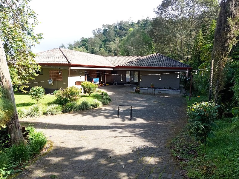 5 bed Single Family Homes For Sale in Coronado, San Jose - thumb 3