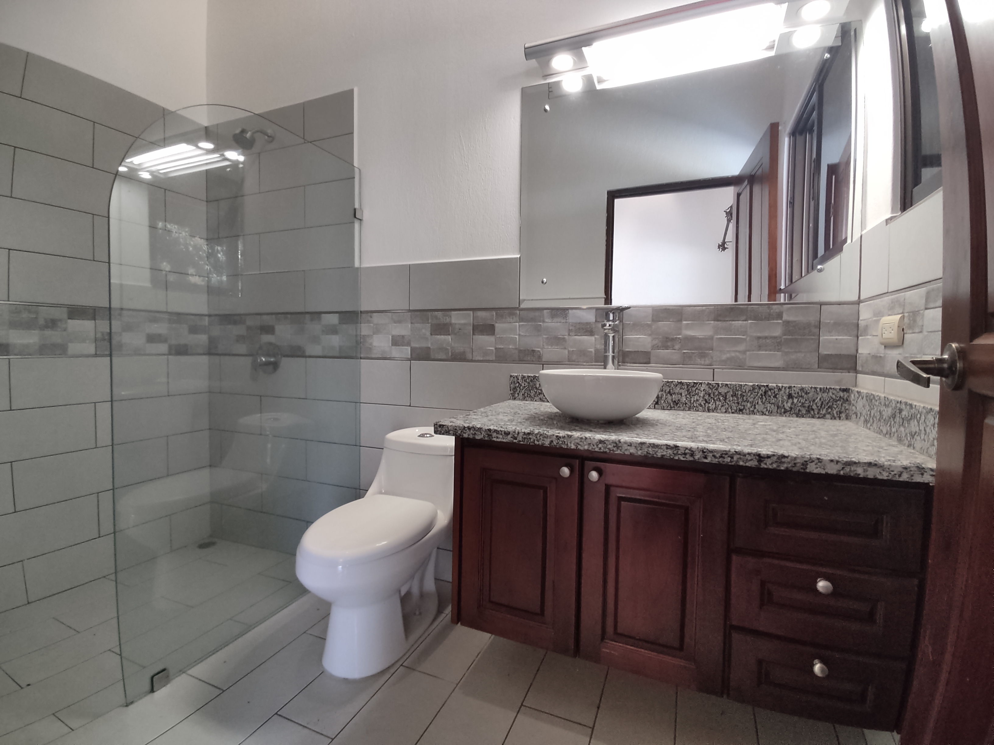 5 bed Single Family Homes For Sale in Atenas, Alajuela - thumb 10