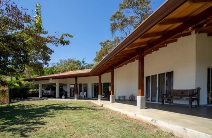 5 bed Single Family Homes For Sale in Atenas, Alajuela - thumb 3