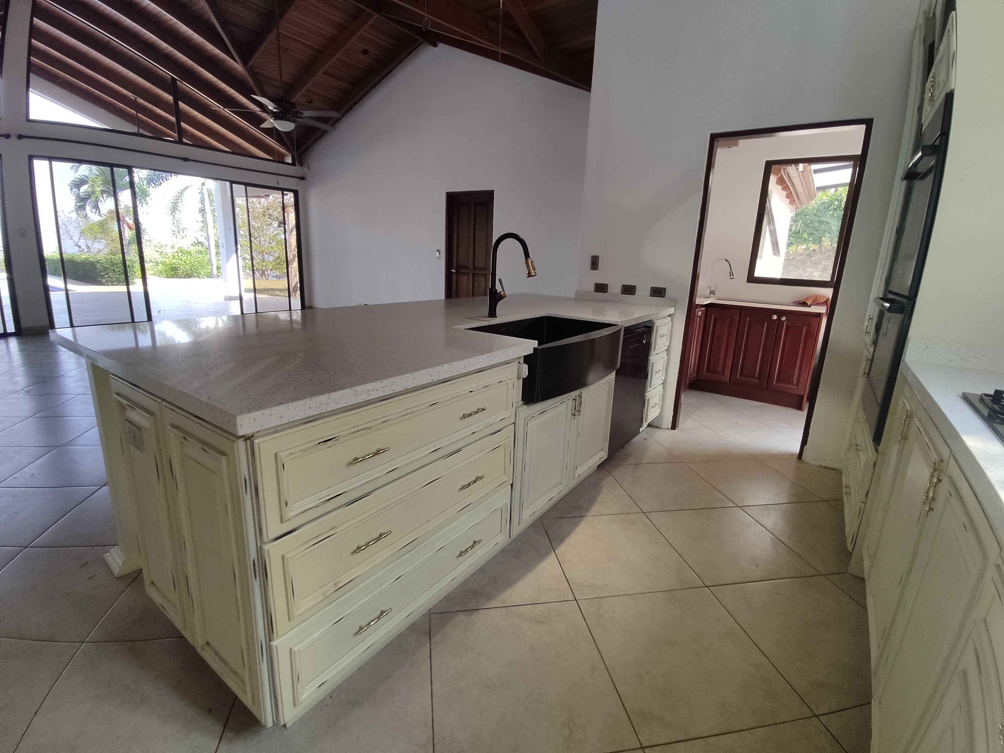 5 bed Single Family Homes For Sale in Atenas, Alajuela - thumb 6