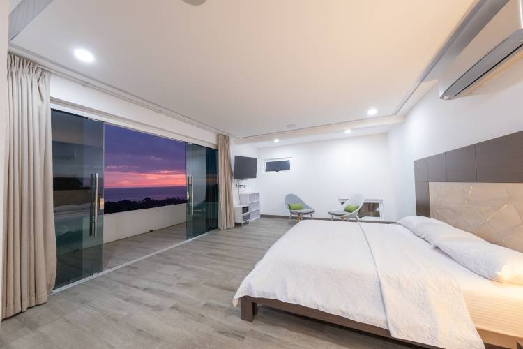 4 bed Single Family Homes For Sale in Jaco, Puntarenas - thumb 17