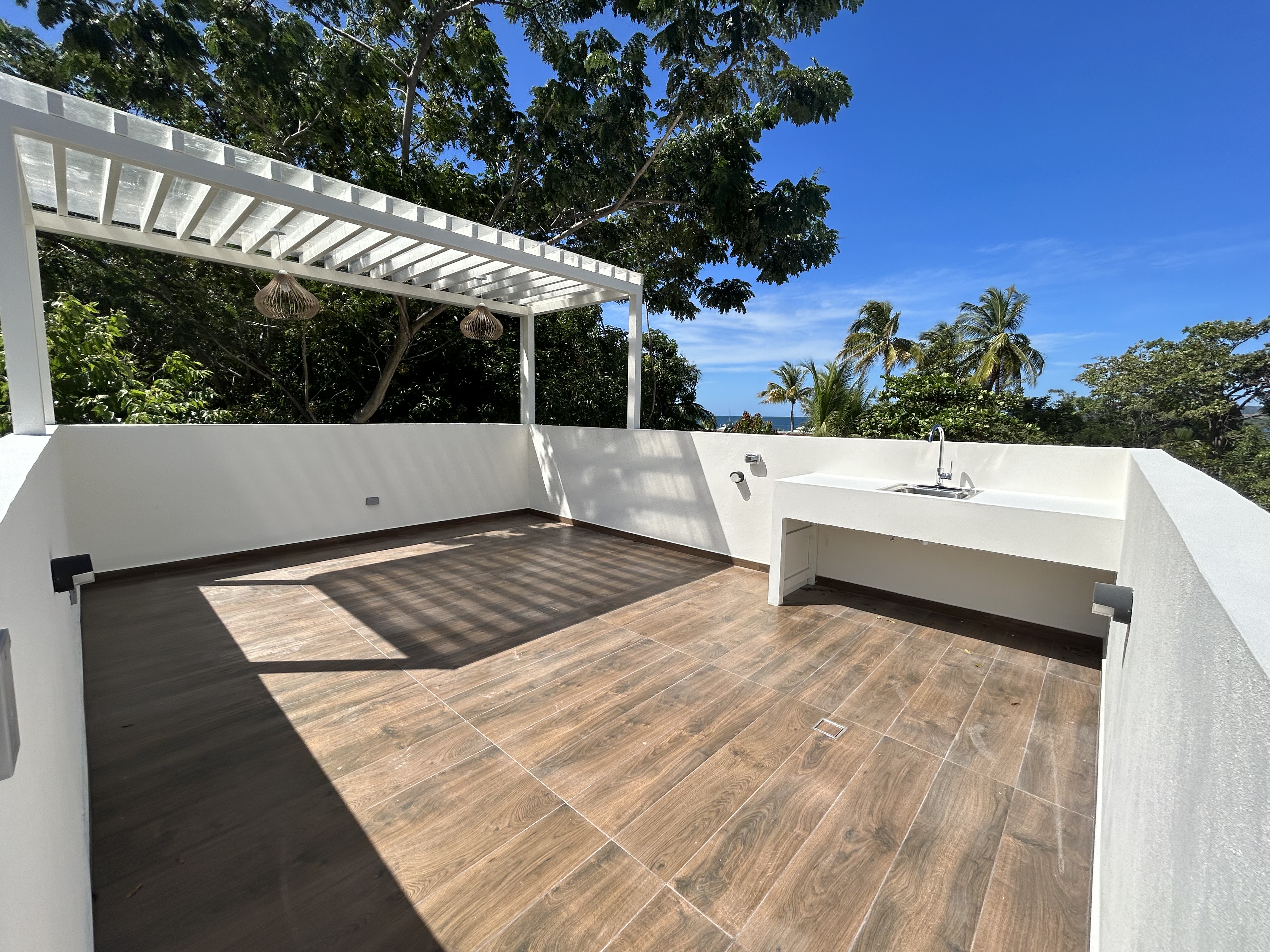 4 bed Single Family Homes For Sale in Playa Potrero, Guanacaste - thumb 5