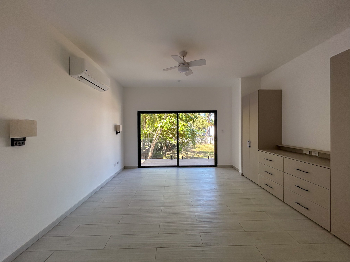 4 bed Single Family Homes For Sale in Playa Potrero, Guanacaste - thumb 8