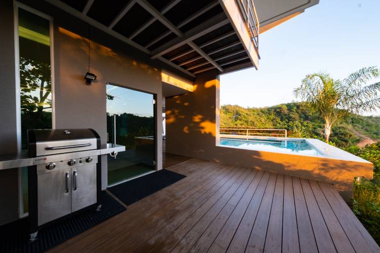 4 bed Single Family Homes For Sale in Jaco, Puntarenas - thumb 29