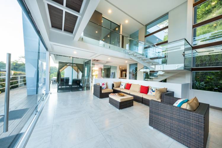 4 bed Single Family Homes For Sale in Jaco, Puntarenas - thumb 4