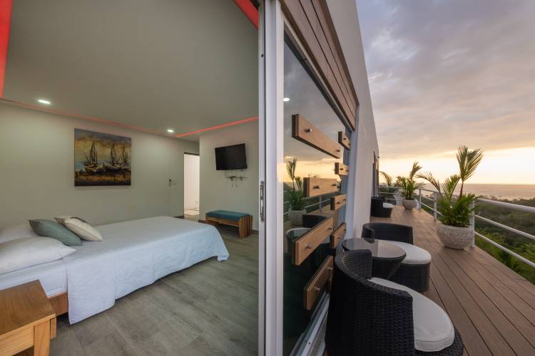 4 bed Single Family Homes For Sale in Jaco, Puntarenas - thumb 9