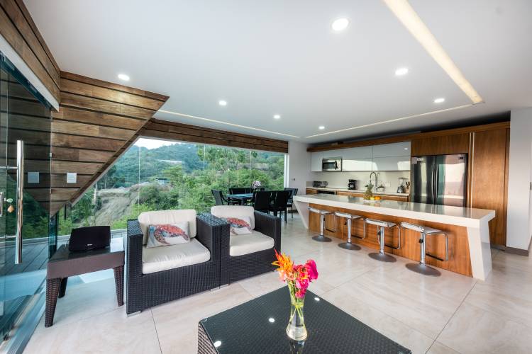 4 bed Single Family Homes For Sale in Jaco, Puntarenas - thumb 3