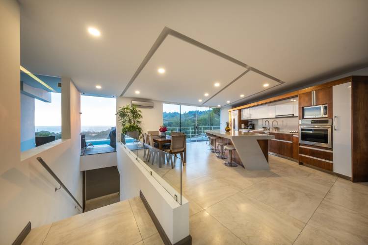 4 bed Single Family Homes For Sale in Jaco, Puntarenas - thumb 5