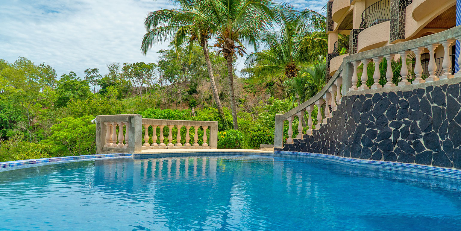 2 bed Condo For Sale in Playa Flamingo, Guanacaste - thumb 28