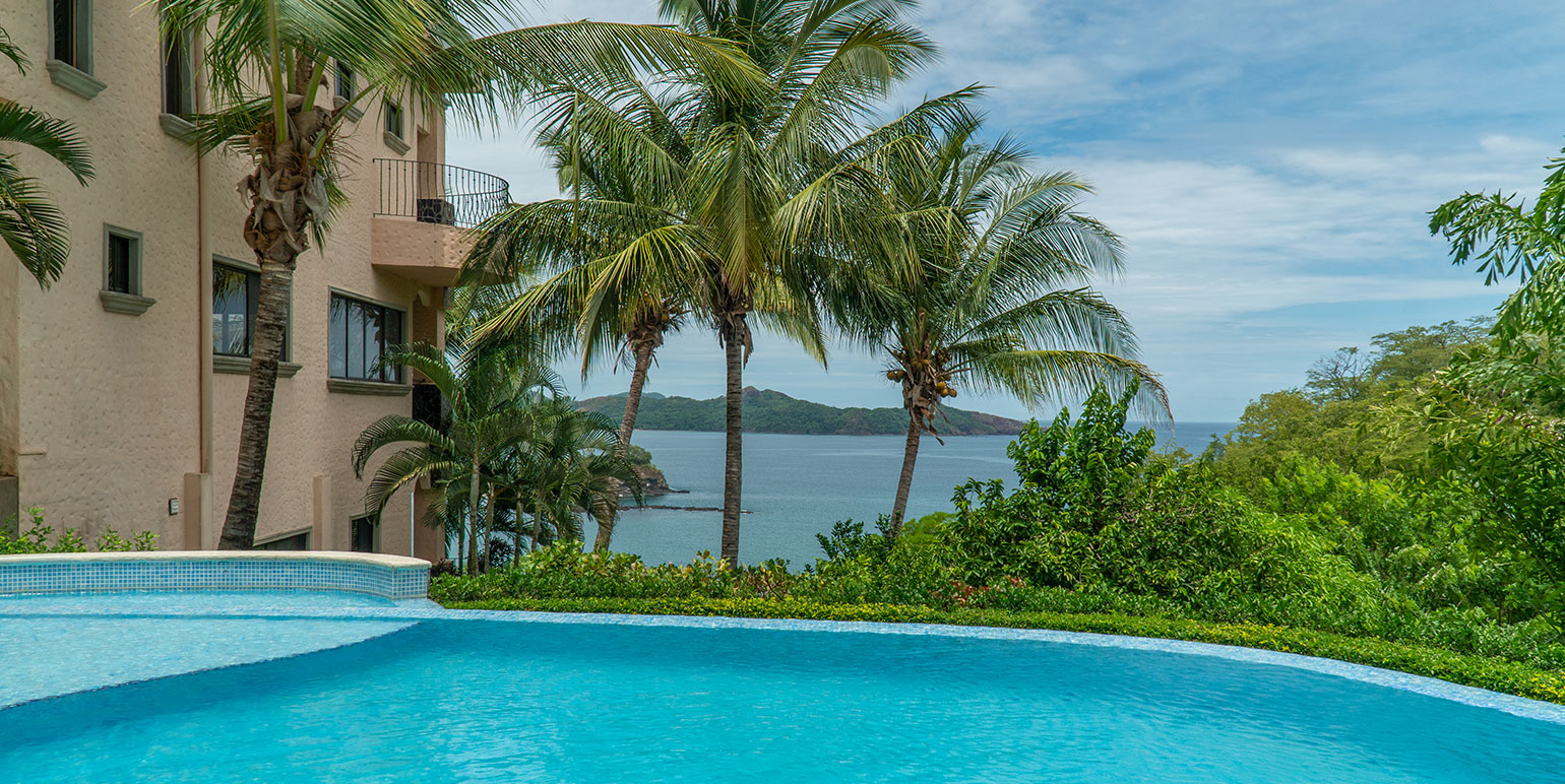 2 bed Condo For Sale in Playa Flamingo, Guanacaste - thumb 3