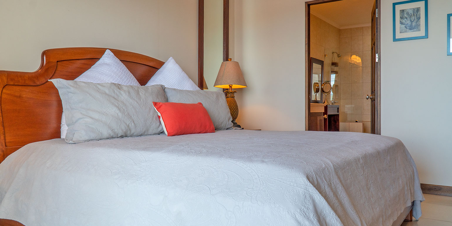 2 bed Condo For Sale in Playa Flamingo, Guanacaste - thumb 18