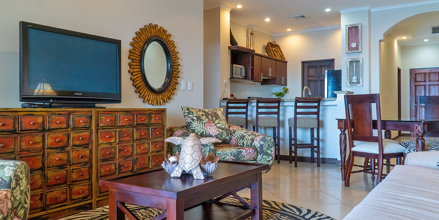 2 bed Condo For Sale in Playa Flamingo, Guanacaste - thumb 10