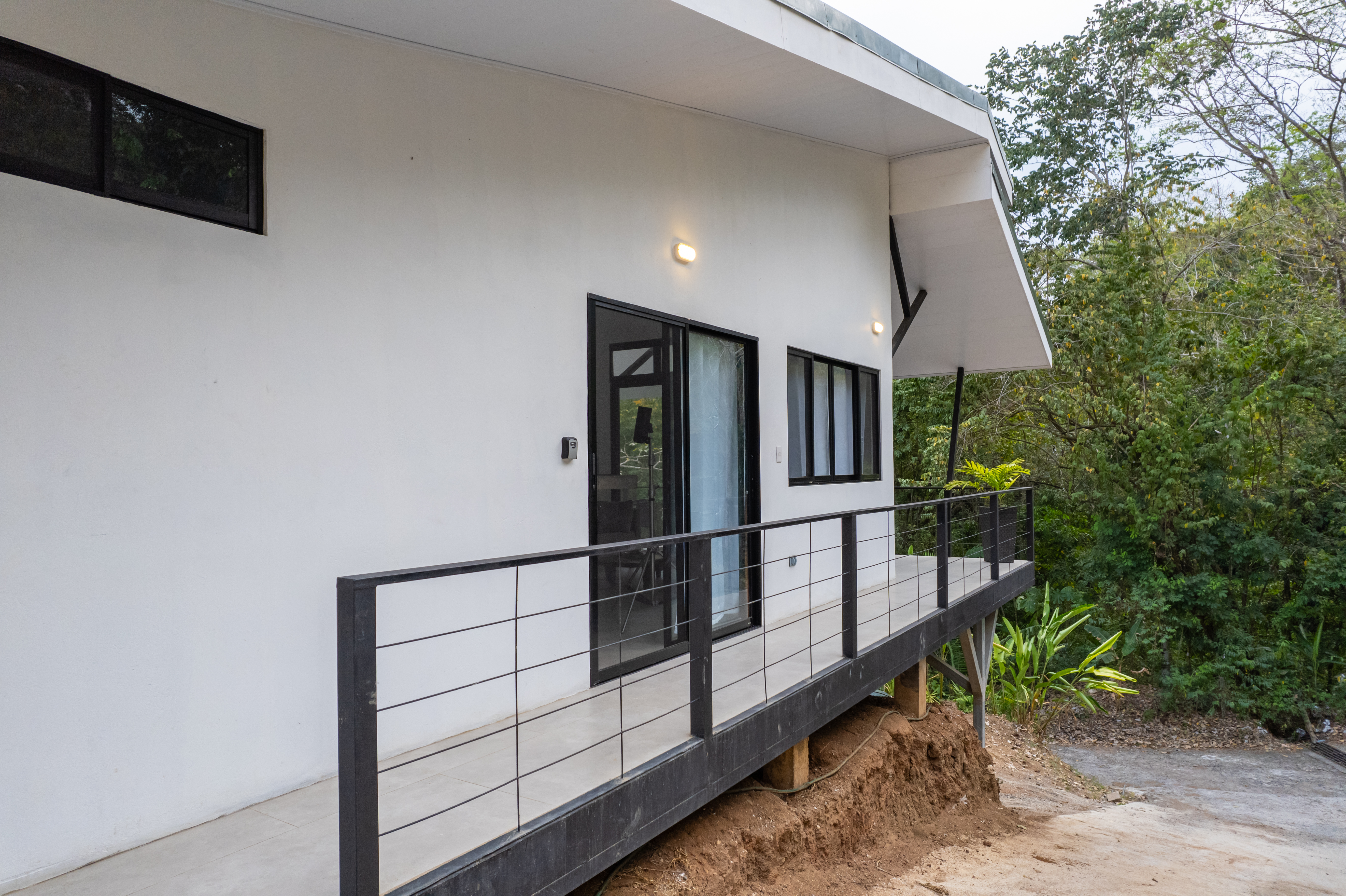 2 bed Single Family Homes For Sale in Playa Hermosa, Puntarenas - thumb 4