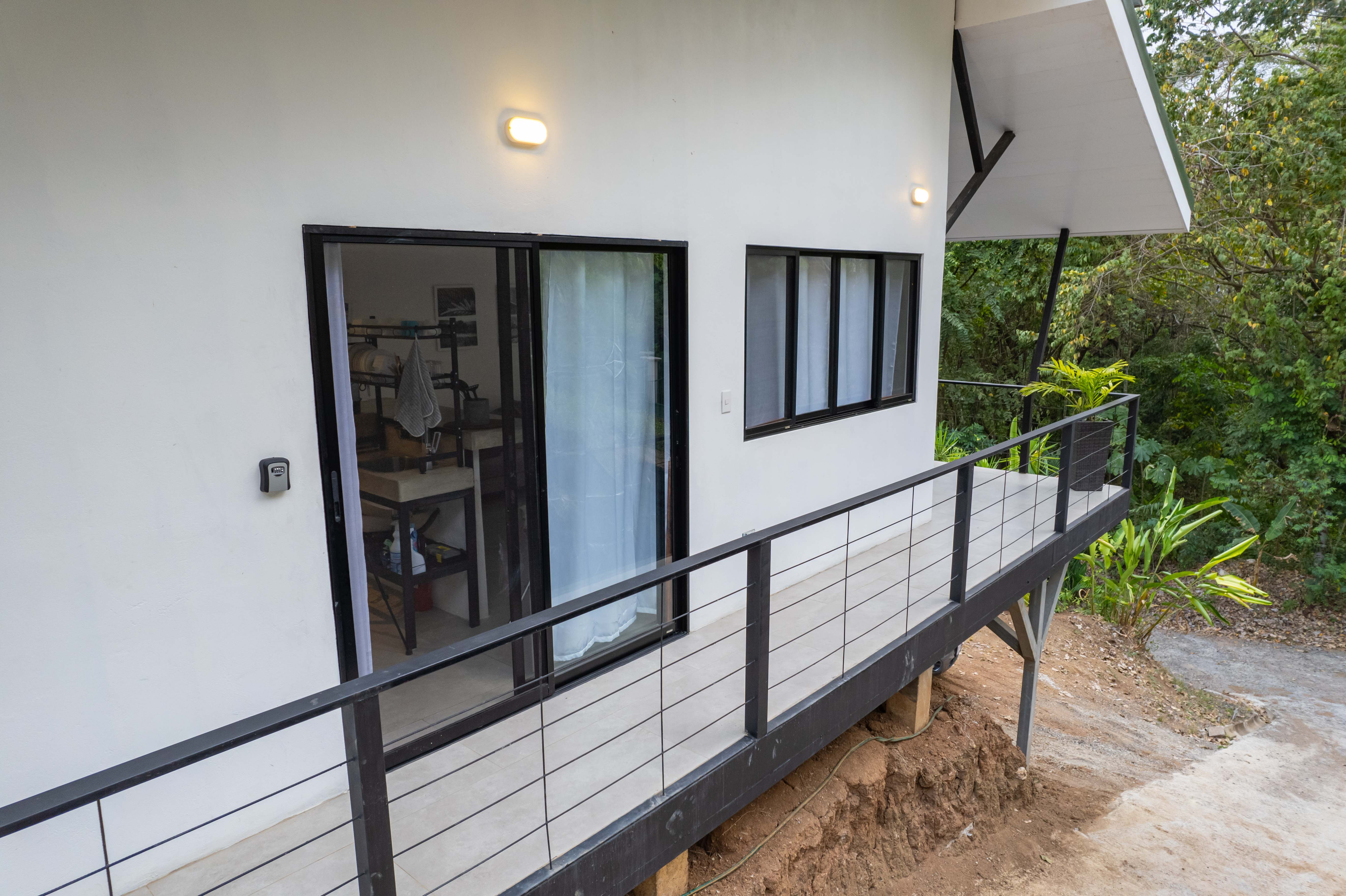 2 bed Single Family Homes For Sale in Playa Hermosa, Puntarenas - thumb 6