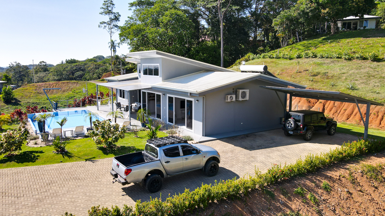 5 bed Single Family Homes For Sale in Uvita, Puntarenas - thumb 3