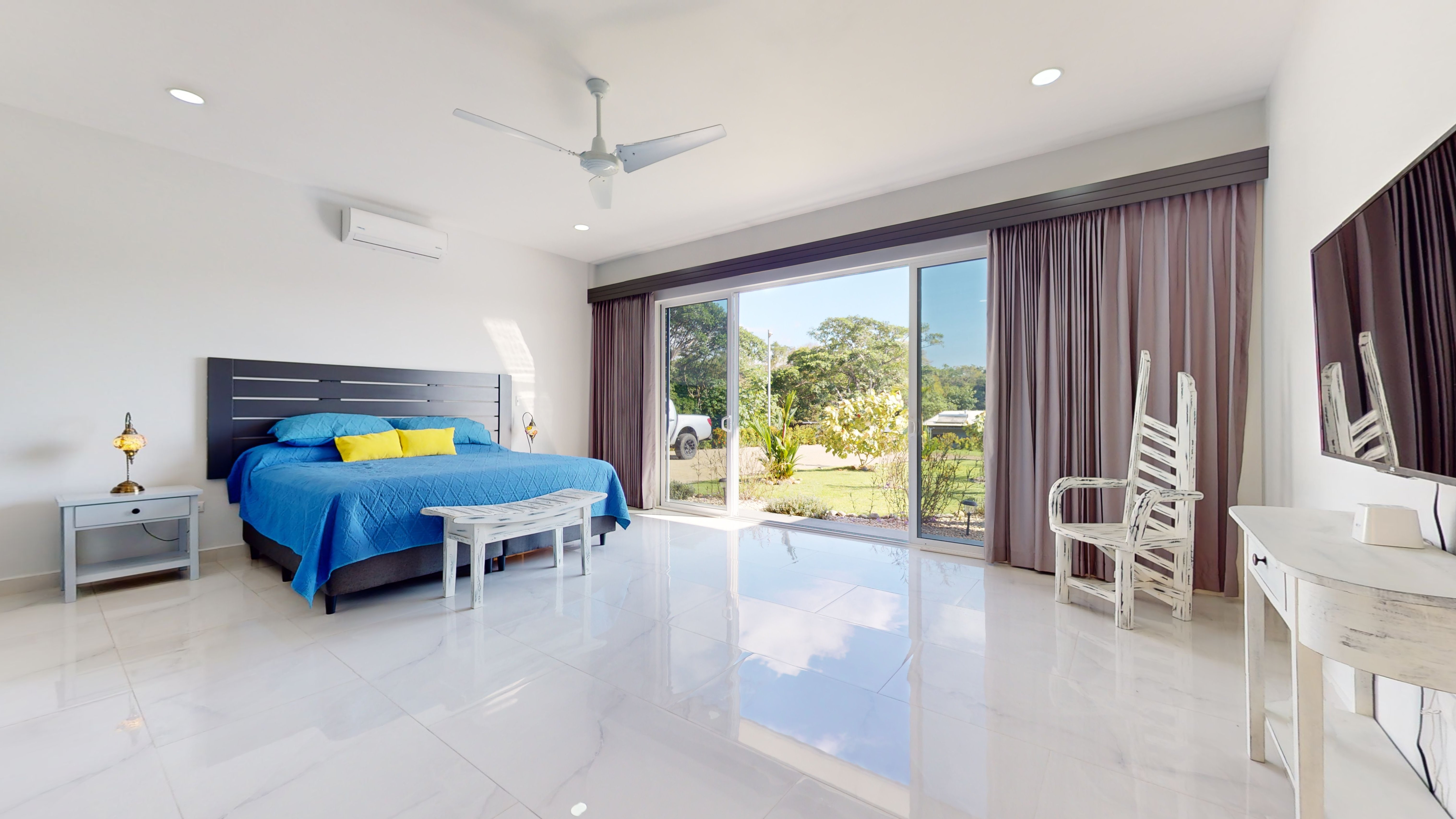 5 bed Single Family Homes For Sale in Uvita, Puntarenas - thumb 12