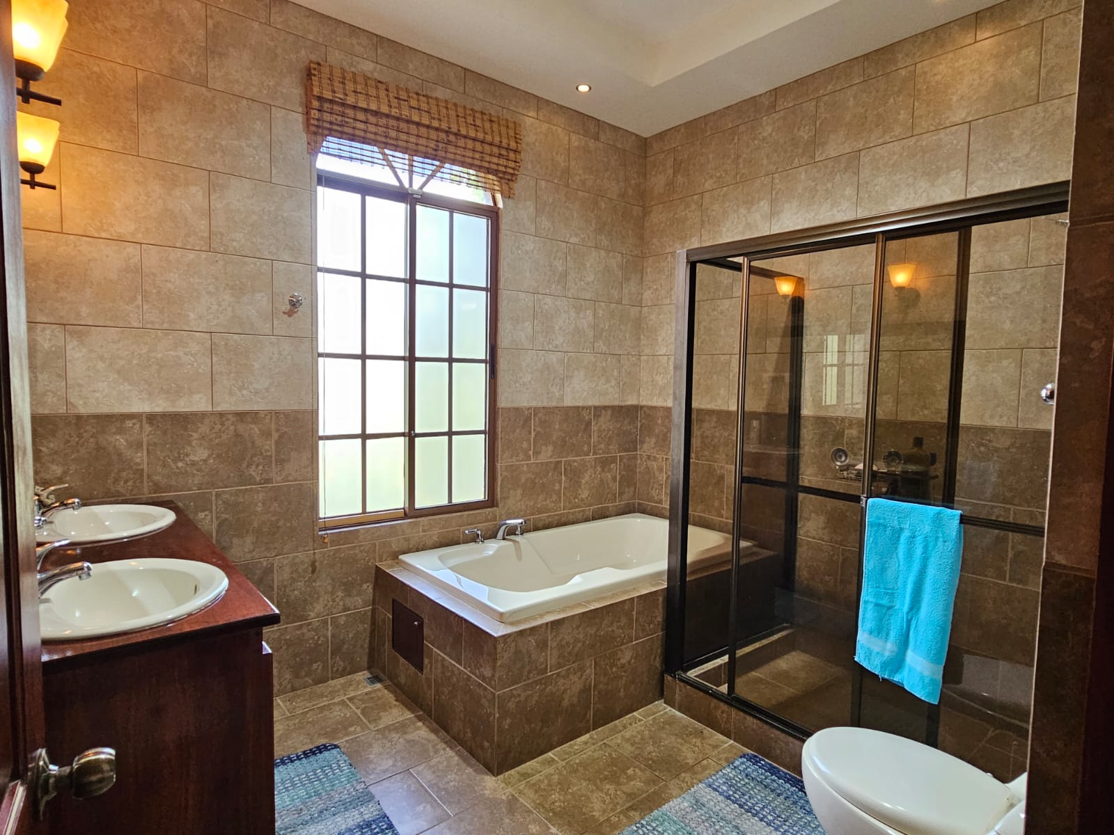 3 bed Single Family Homes For Sale in Bejuco, Puntarenas - thumb 3