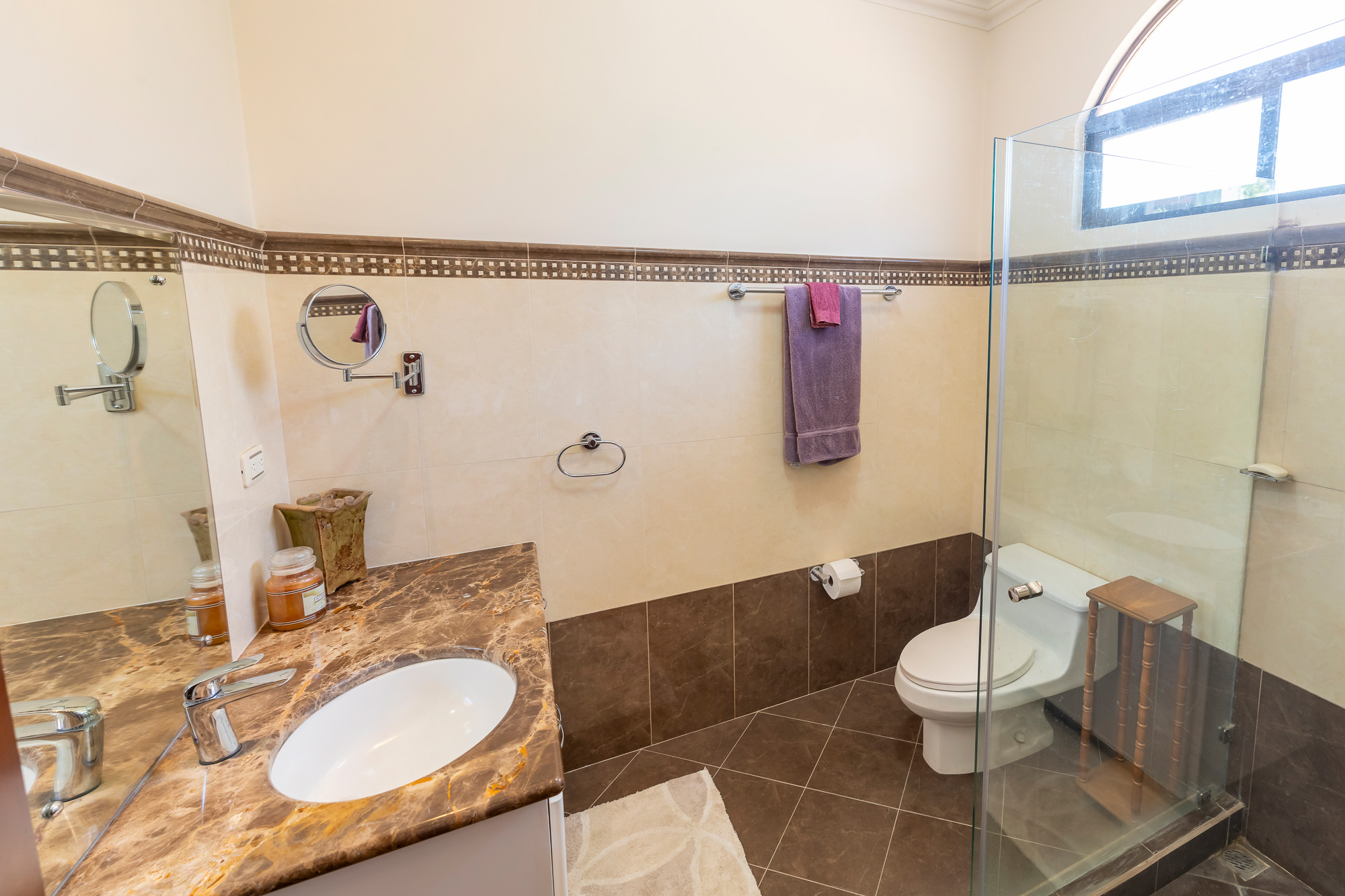 4 bed Single Family Homes For Sale in Escazu, San Jose - thumb 20