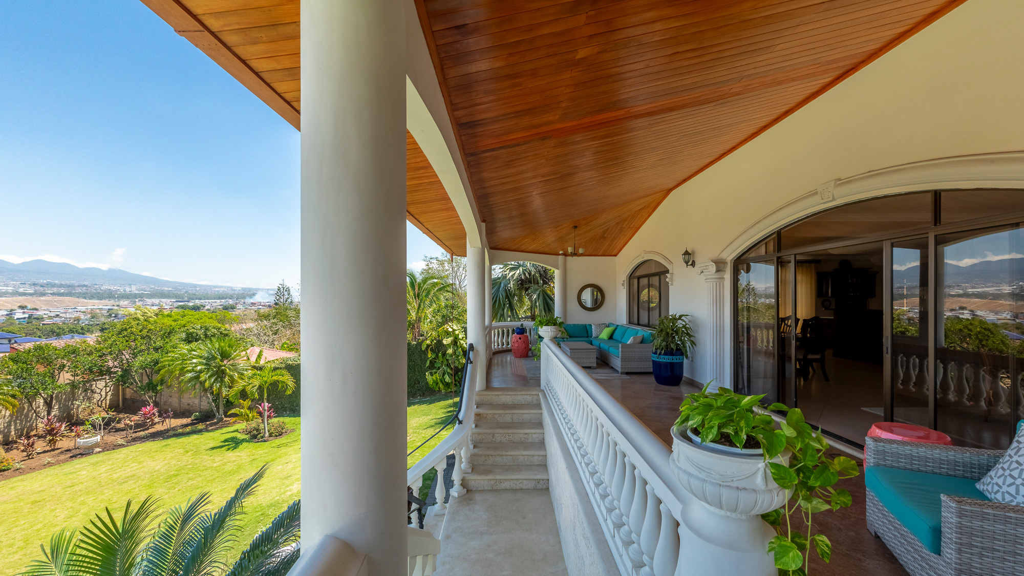 4 bed Single Family Homes For Sale in Escazu, San Jose - thumb 9