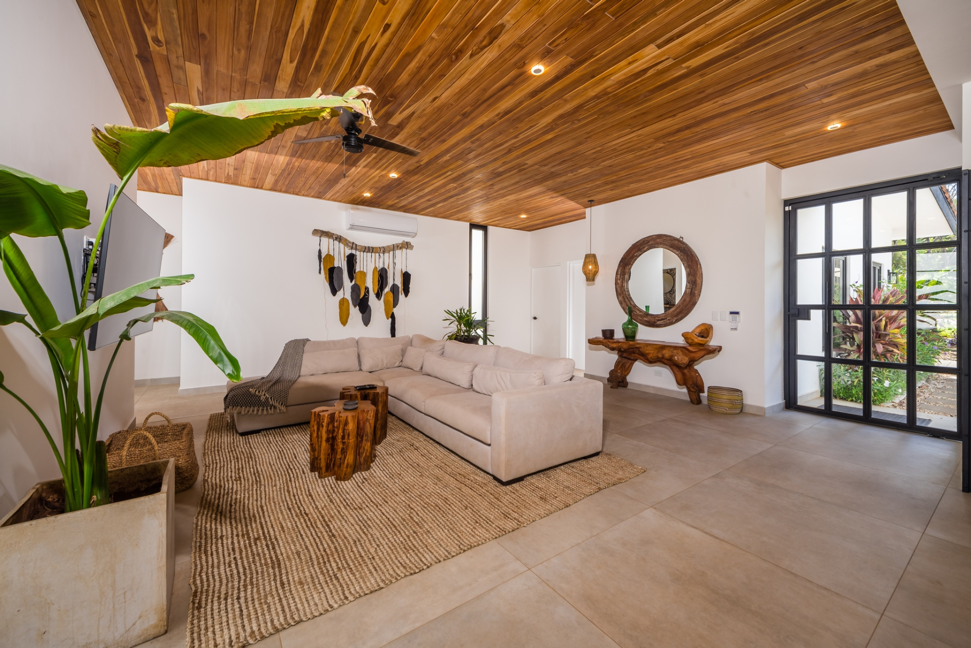 4 bed Single Family Homes For Sale in Tamarindo, Guanacaste - thumb 2