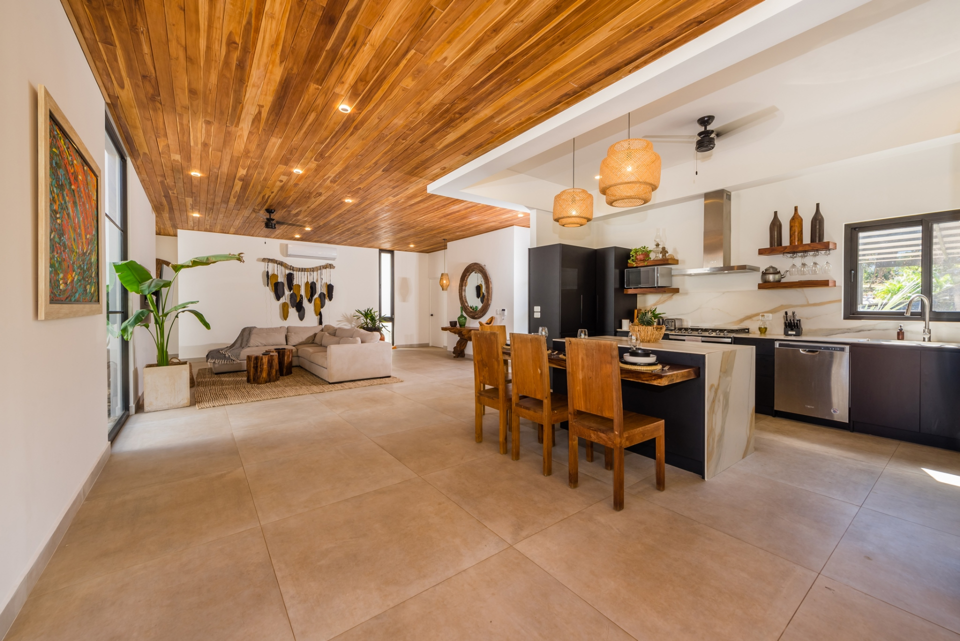 4 bed Single Family Homes For Sale in Tamarindo, Guanacaste - thumb 8