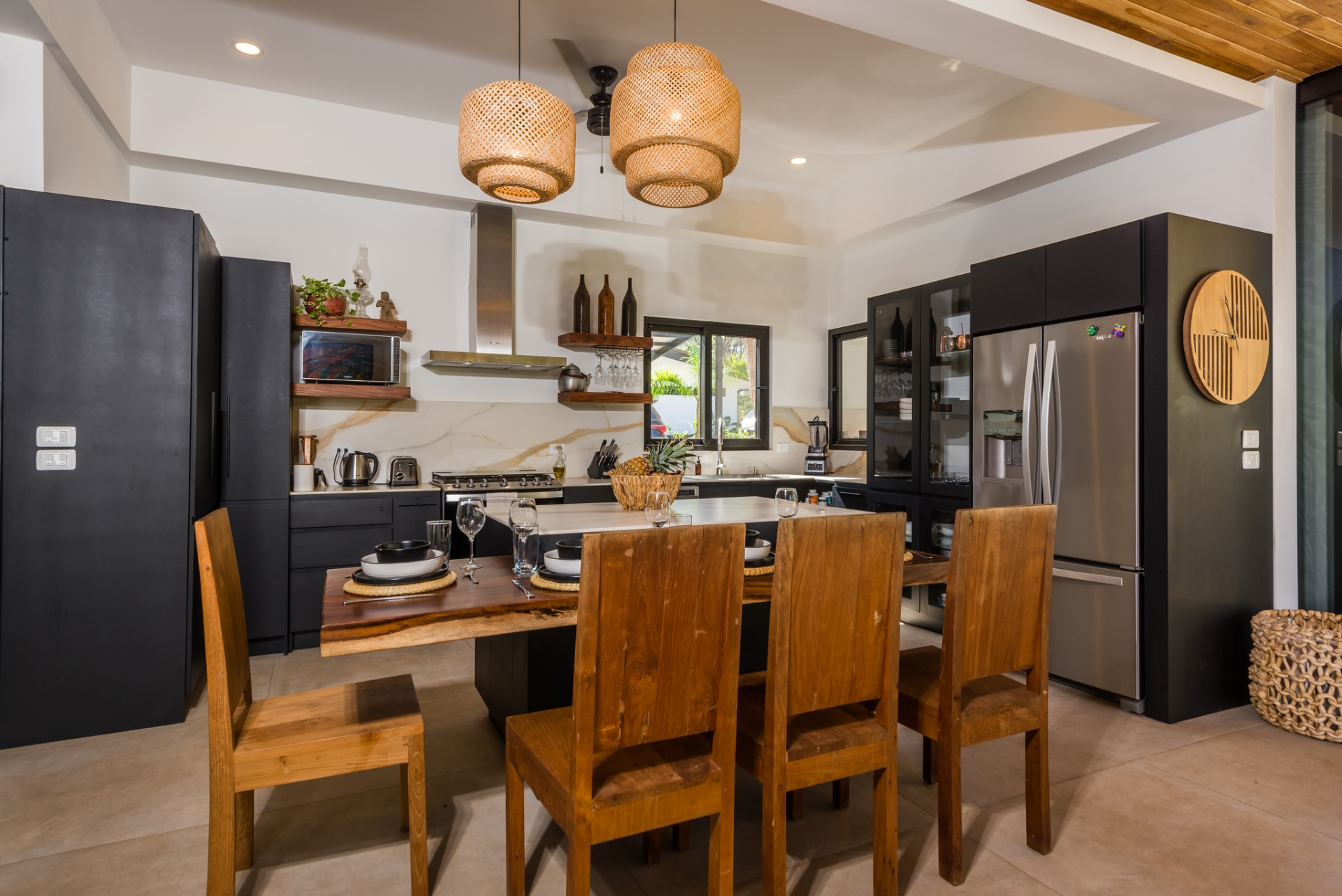 4 bed Single Family Homes For Sale in Tamarindo, Guanacaste - thumb 7