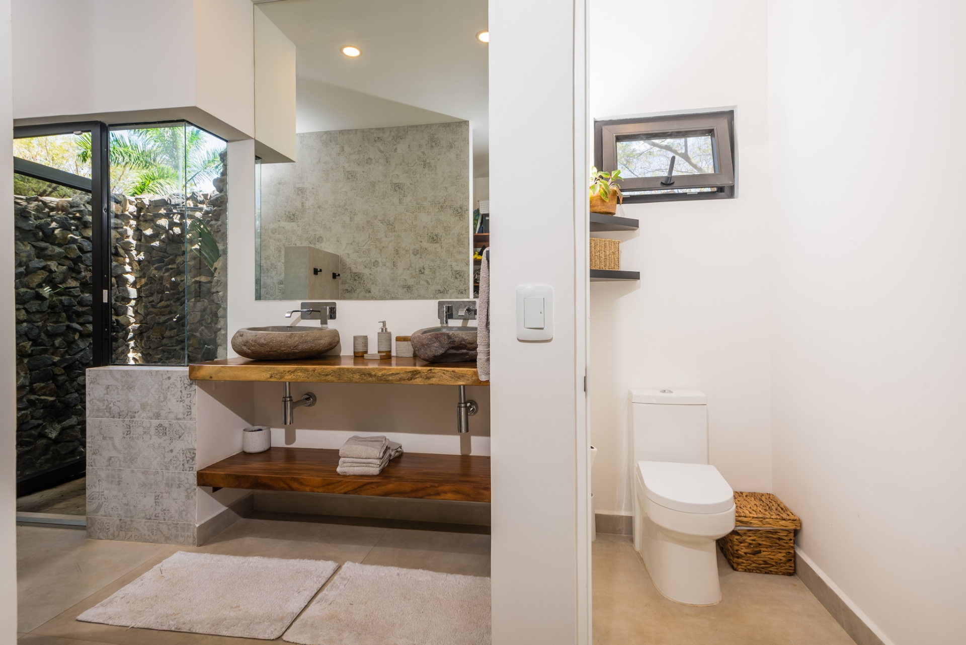 4 bed Single Family Homes For Sale in Tamarindo, Guanacaste - thumb 15