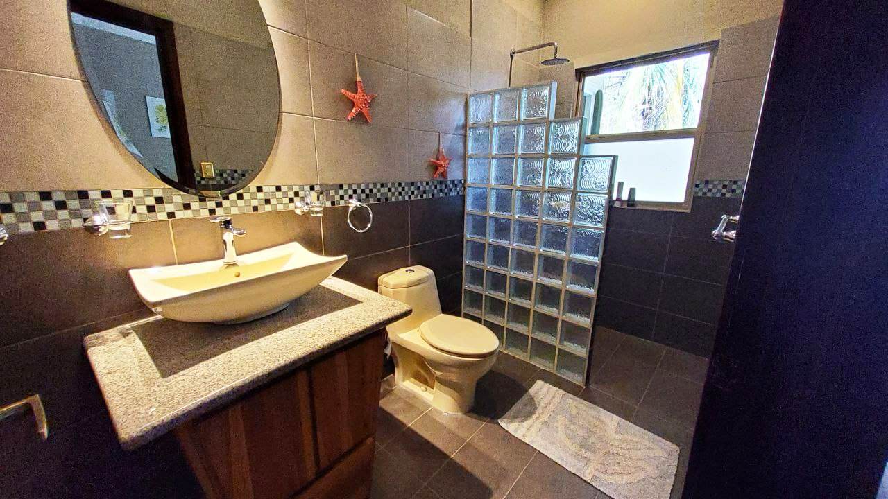 3 bed Single Family Homes For Sale in Playa Naranjo, Puntarenas - thumb 14