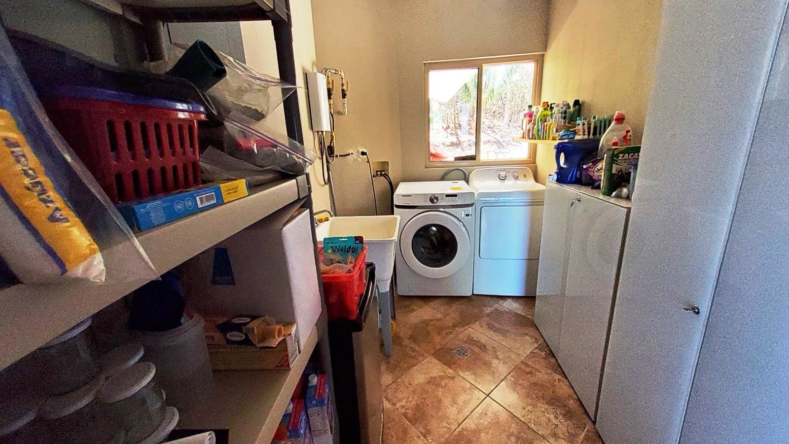 3 bed Single Family Homes For Sale in Playa Naranjo, Puntarenas - thumb 18