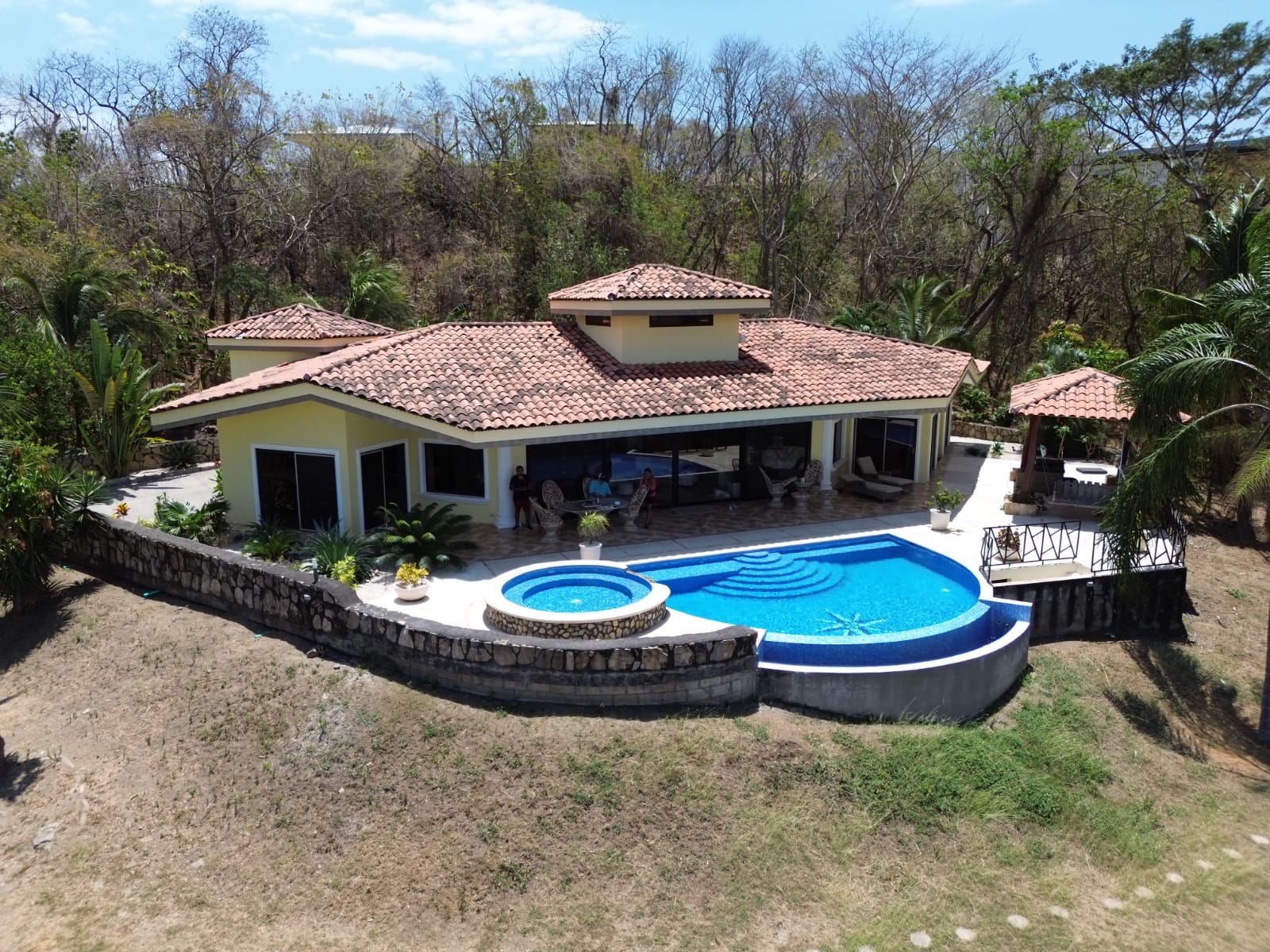 3 bed Single Family Homes For Sale in Playa Naranjo, Puntarenas - thumb 4
