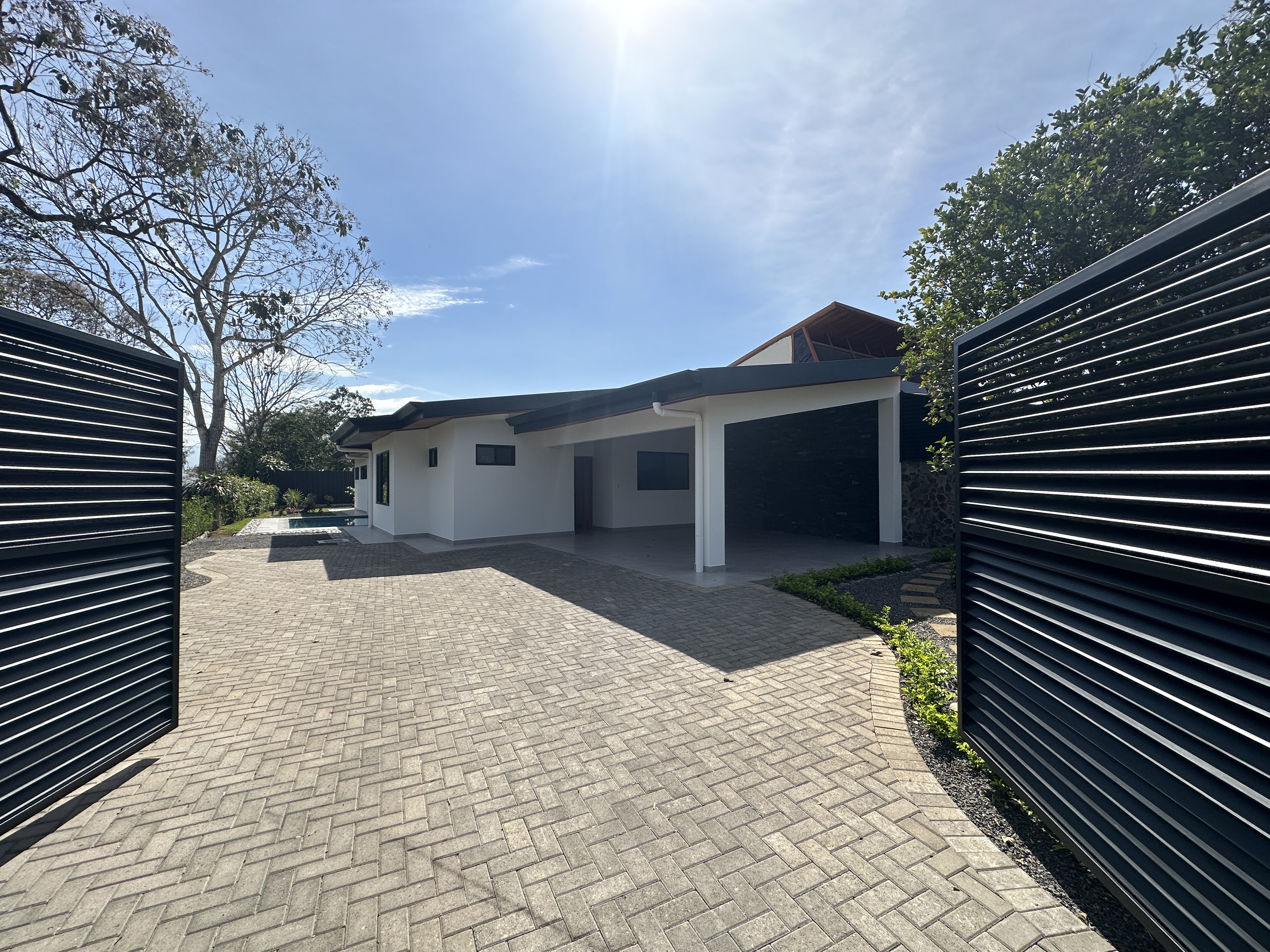 3 bed Single Family Homes For Sale in Atenas, Alajuela - thumb 3