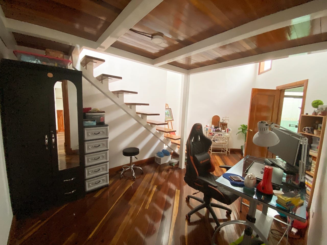 5 bed Single Family Homes For Sale in Curridabat, San Jose - thumb 16