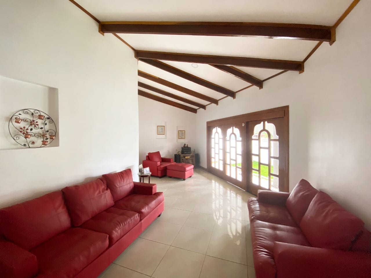 5 bed Single Family Homes For Sale in Curridabat, San Jose - thumb 2