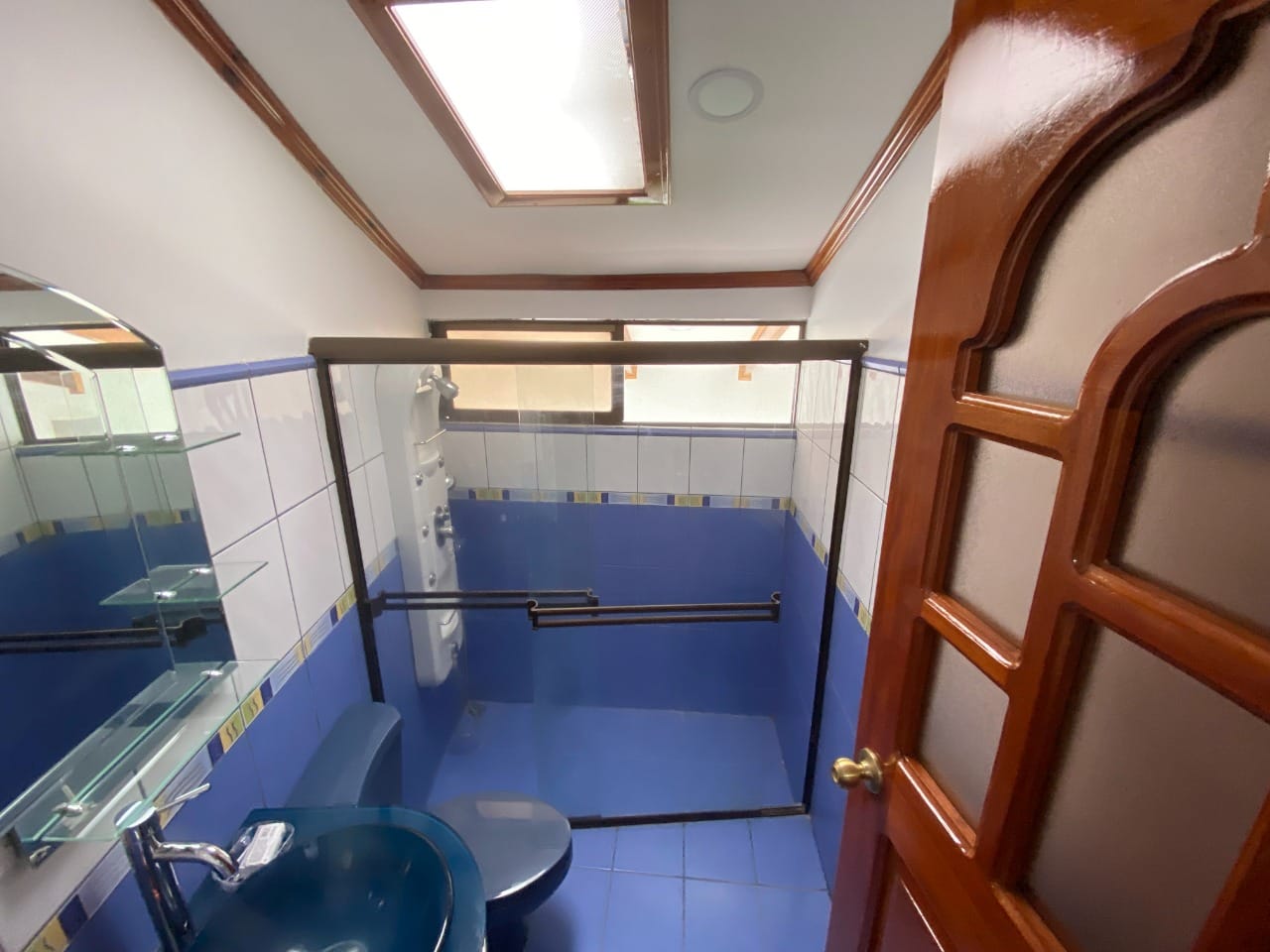 5 bed Single Family Homes For Sale in Curridabat, San Jose - thumb 12