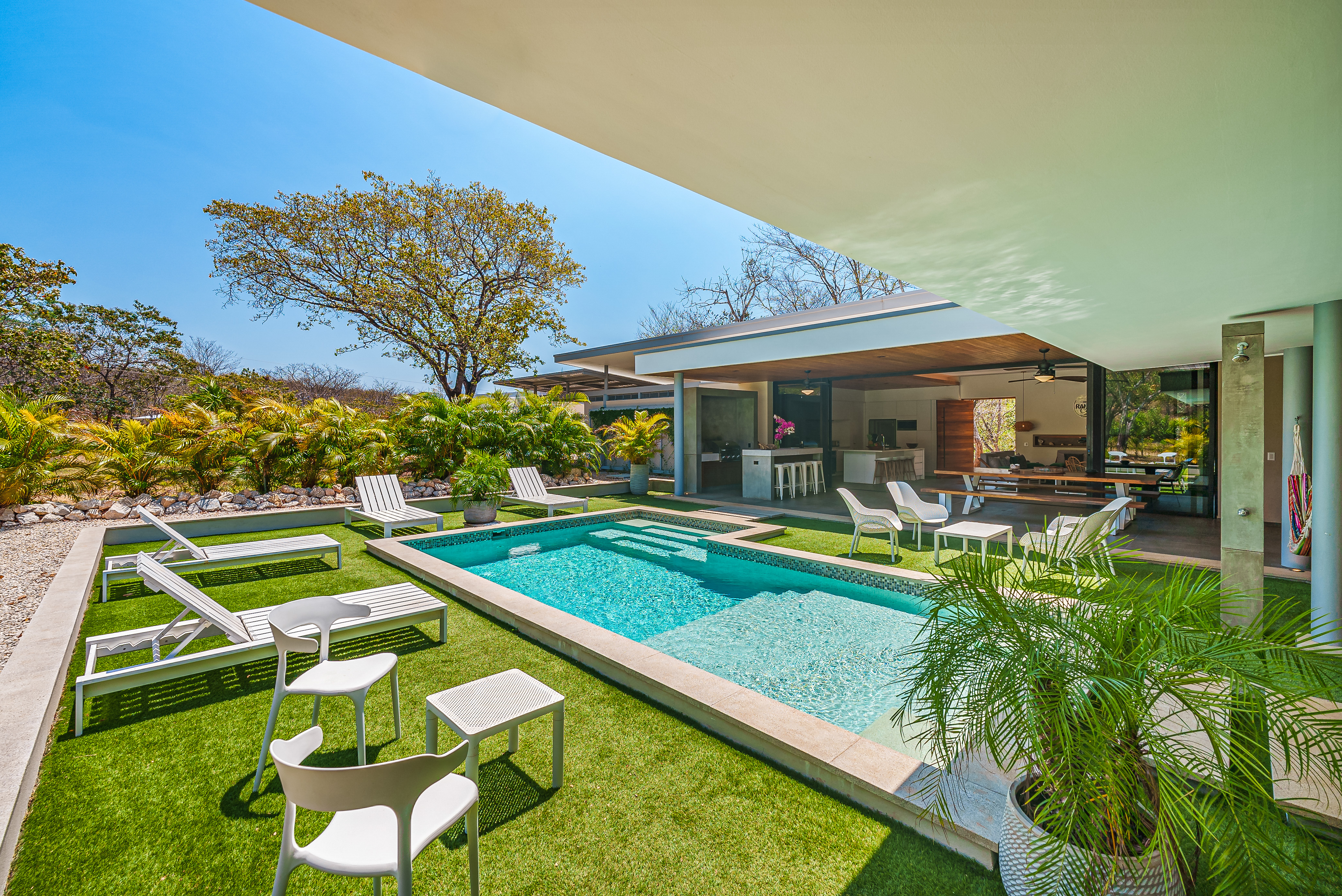 8 bed Single Family Homes For Sale in Playa Negra, Guanacaste - thumb 9