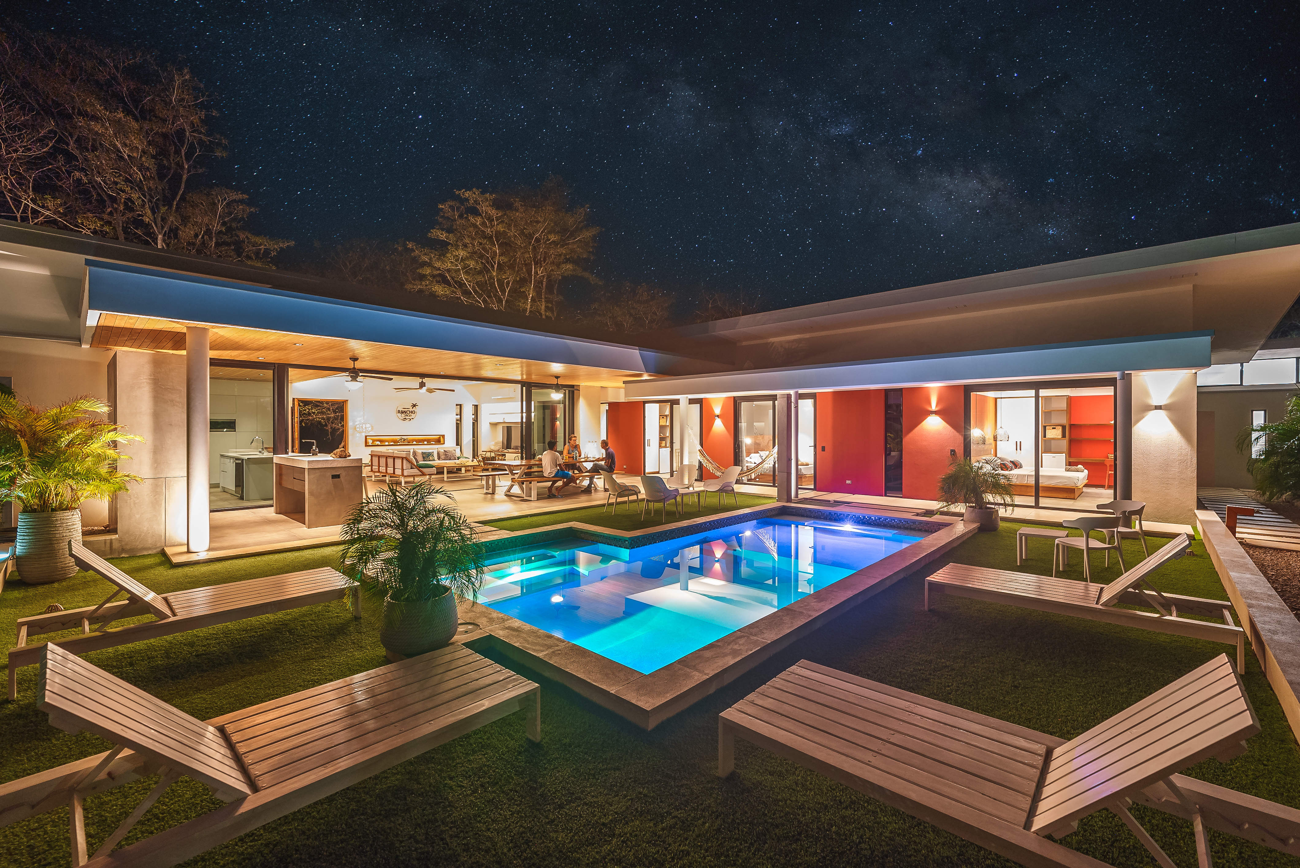 8 bed Single Family Homes For Sale in Playa Negra, Guanacaste - thumb 3