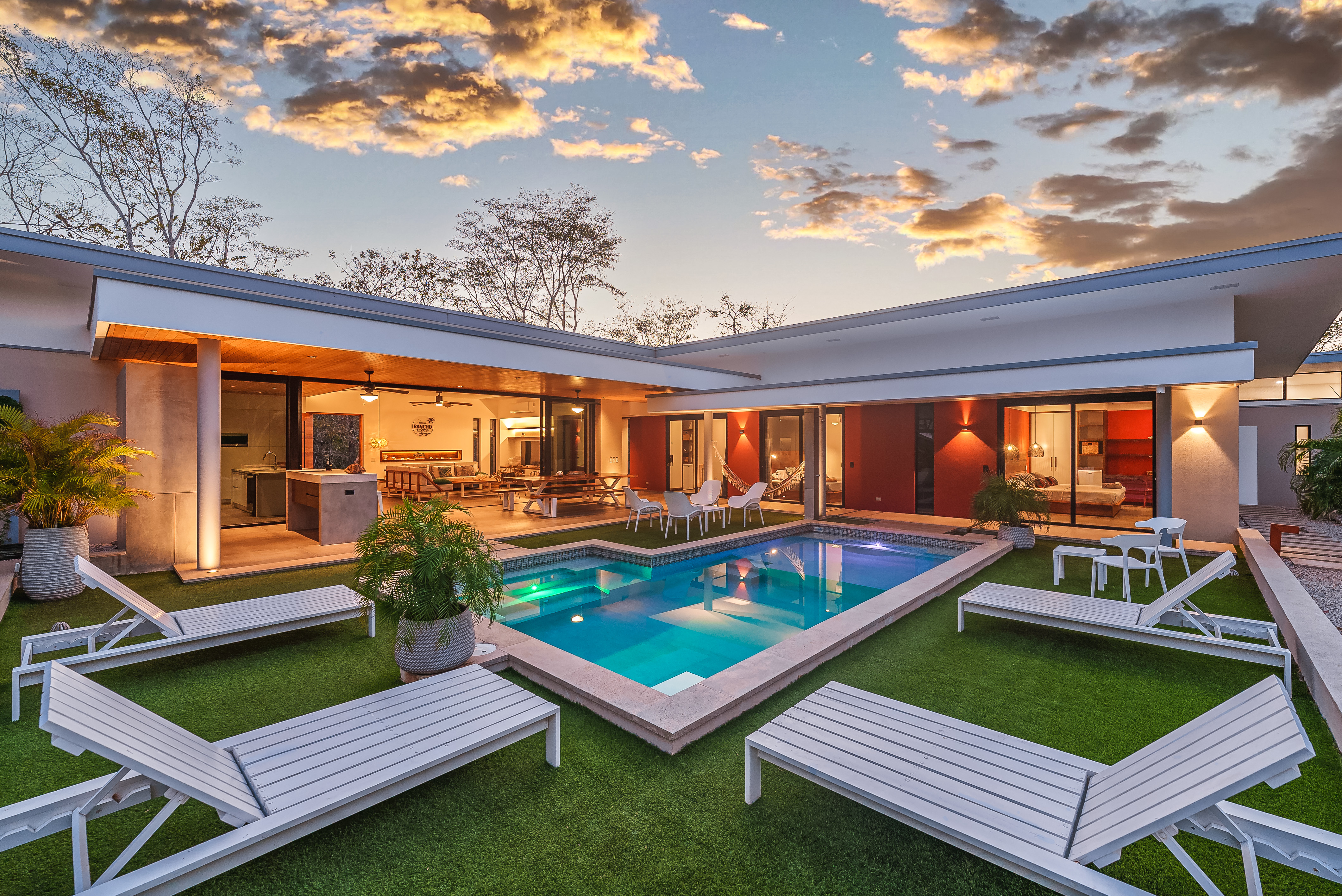 8 bed Single Family Homes For Sale in Playa Negra, Guanacaste - thumb 1