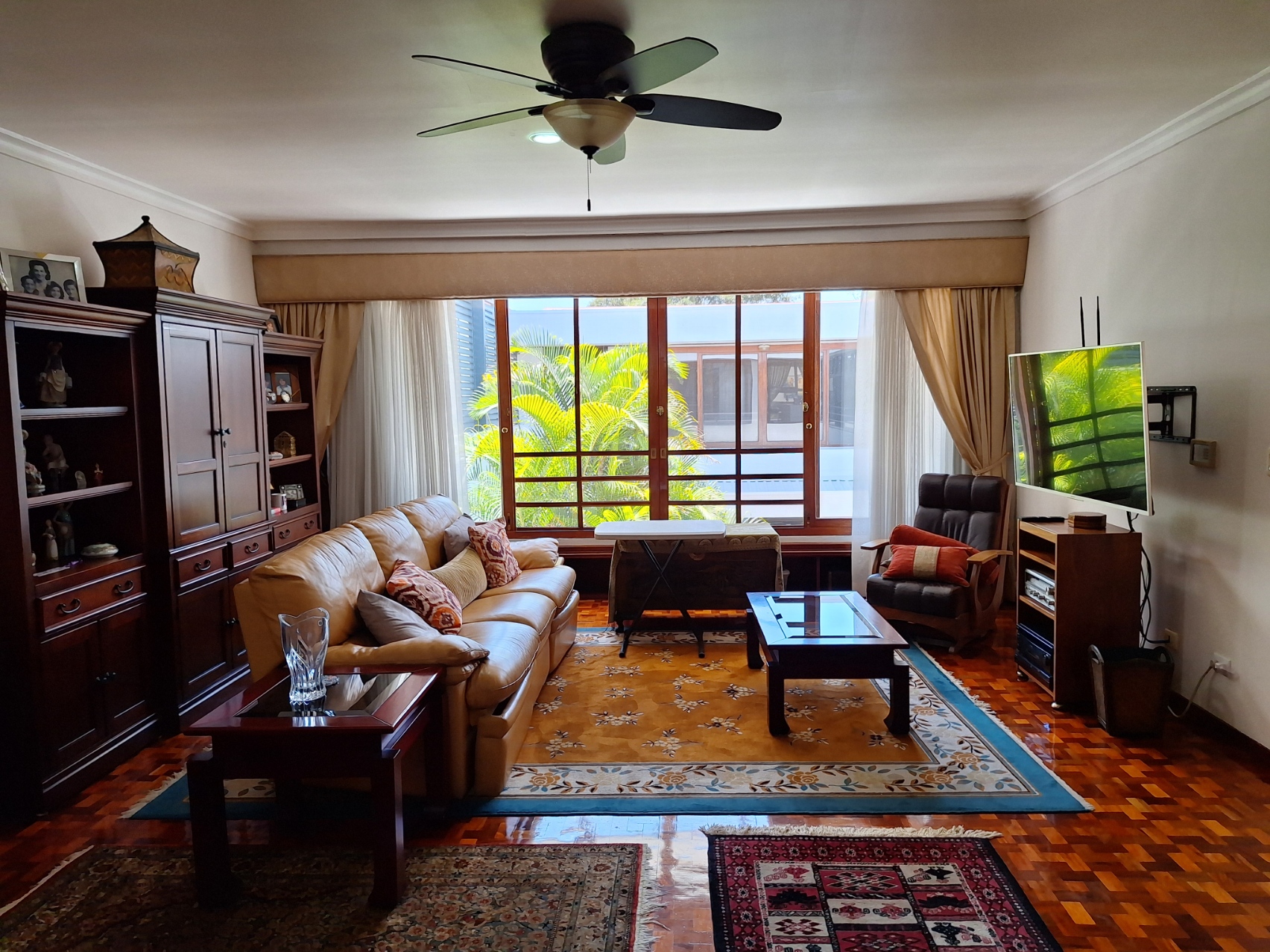 4 bed Single Family Homes For Sale in Curridabat, San Jose - thumb 3