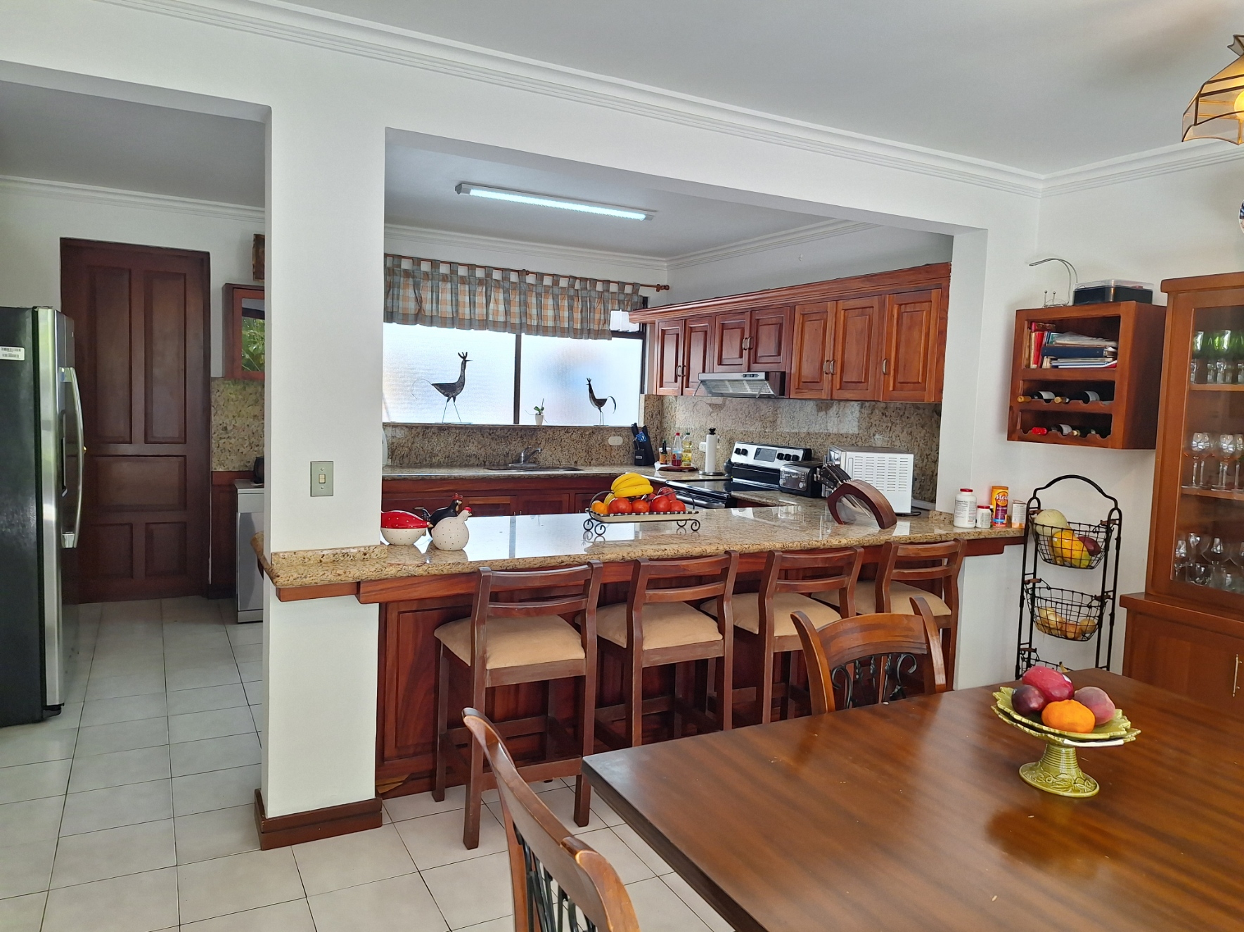 4 bed Single Family Homes For Sale in Curridabat, San Jose - thumb 6