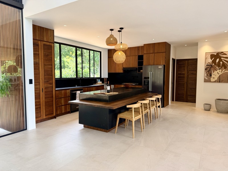 3 bed Single Family Homes For Sale in Ojochal, Puntarenas - hero 4