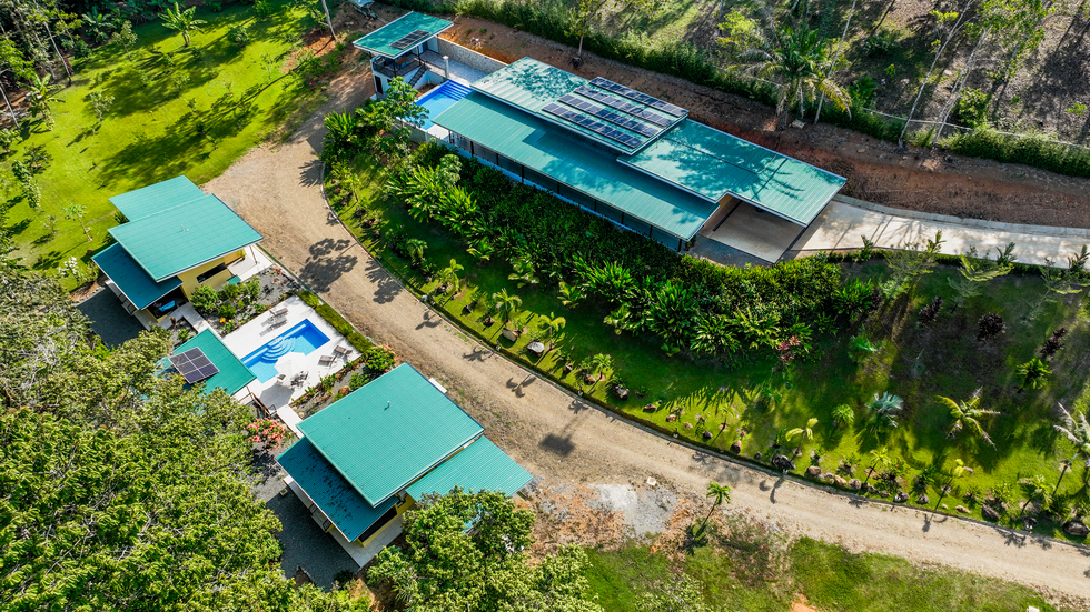 5 bed Single Family Homes For Sale in Ojochal, Puntarenas - thumb 3