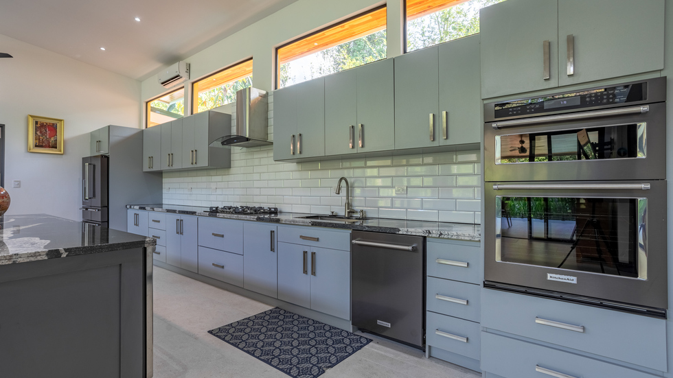 5 bed Single Family Homes For Sale in Ojochal, Puntarenas - thumb 12