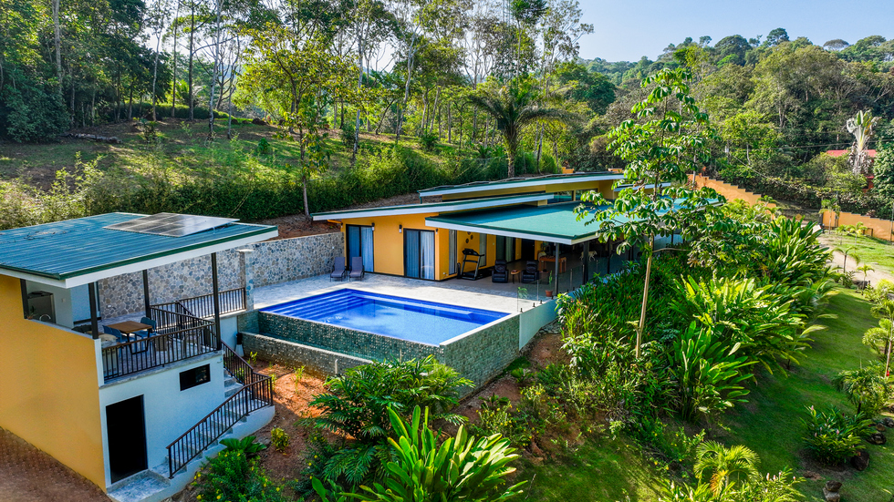 5 bed Single Family Homes For Sale in Ojochal, Puntarenas - thumb 6